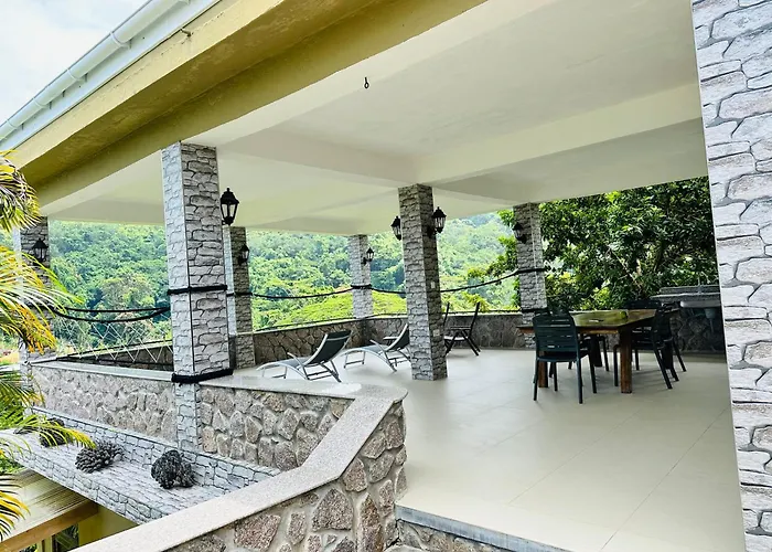Villa Holiday Baie Lazare (Mahe)